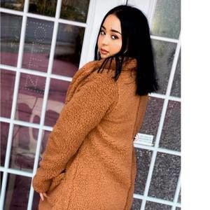 Meet your Posher, Ilana